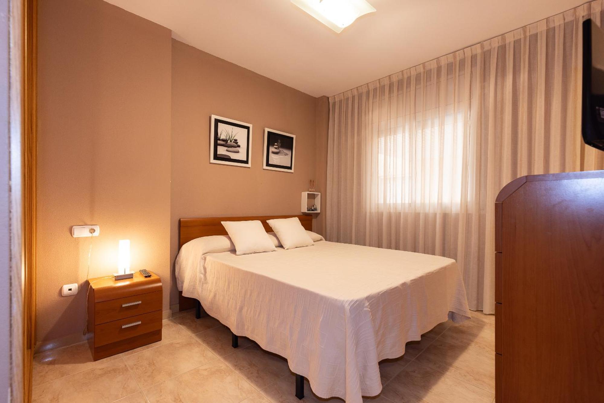 Uhc Golden Pineda Apartments La Pineda Luaran gambar