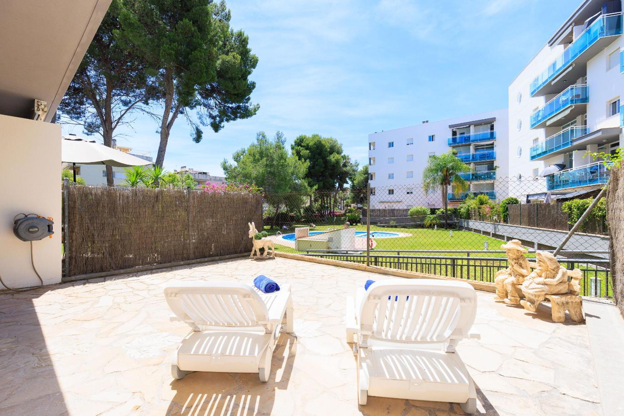 Uhc Golden Pineda Apartments La Pineda Luaran gambar